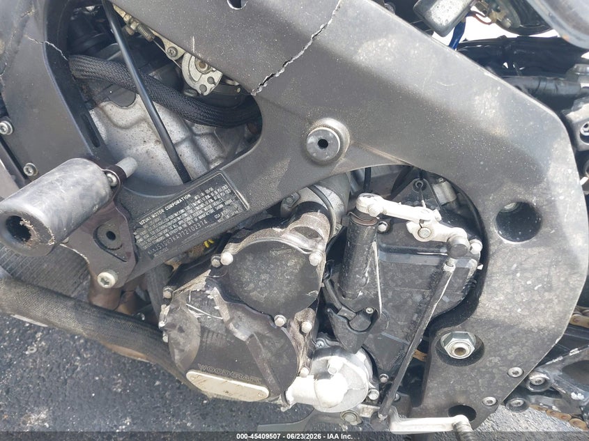 2007 Suzuki Gsx-r VIN JS1GR7KA772102374 IAAI salvage auction — ALL OVER, Rebuildable (Florida), sold $25 on 2026-07-22 (photo 9)