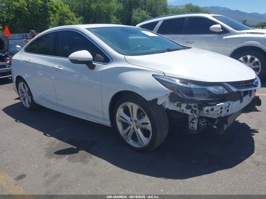 2017 Chevrolet Cruze VIN 1G1BF5SM5H7257543 IAAI salvage auction — FRONT END, Salvage (Utah), sold $3,450 on 2026-07-09 (photo 1)