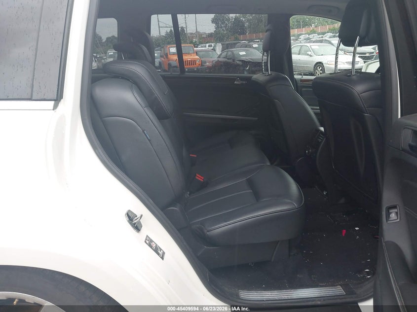 2011 Mercedes-benz Gl-class VIN 4JGBF2FE2BA700018 IAAI salvage auction — FRONT END, Salvage (Pennsylvania), sold $1,350 on 2026-07-09 (photo 8)