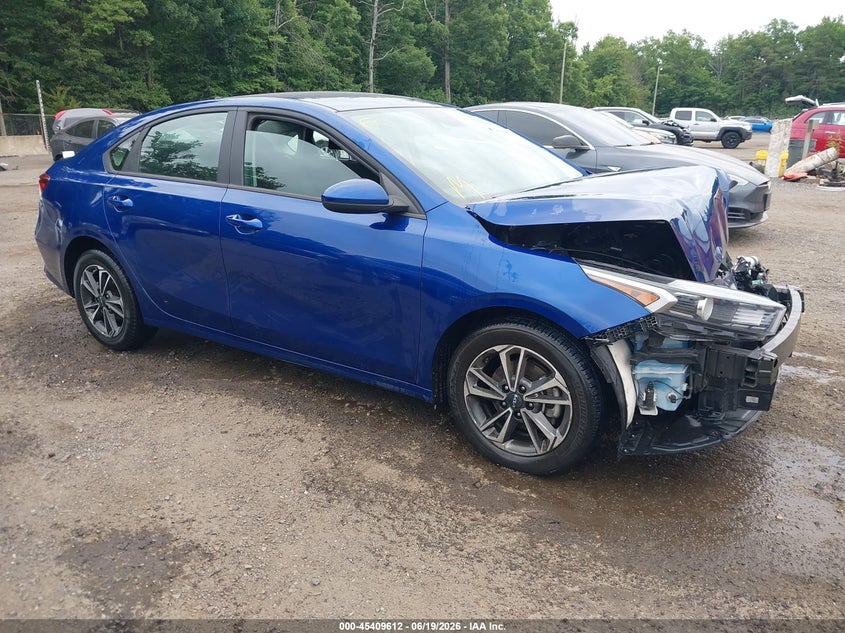 2024 Kia Forte VIN 3KPF24ADXRE726966 IAAI salvage auction — FRONT END, Salvage Title, sold $2,000 on 2026-08-01 (photo 1)
