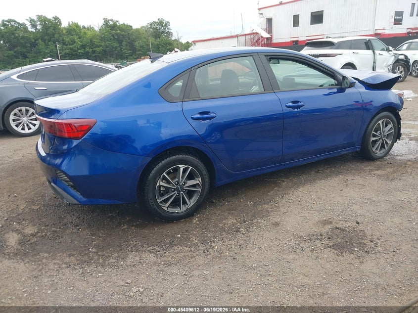 2024 Kia Forte VIN 3KPF24ADXRE726966 IAAI salvage auction — FRONT END, Salvage Title, sold $2,000 on 2026-08-01 (photo 4)