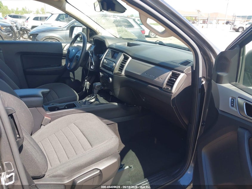 2019 Ford Ranger VIN 1FTER1FH8KLA23039 IAAI salvage auction — HAIL, Clear (Wisconsin), sold $8,400 on 2026-07-09 (photo 5)