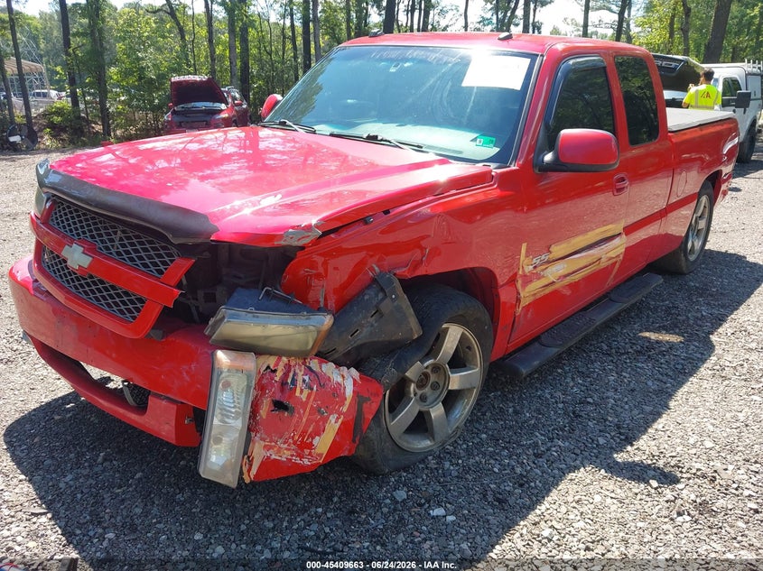 2004 Chevrolet Silverado 1500 VIN 2GCEK19N641189817 IAAI salvage auction — LEFT FRONT, Salvage (Virginia), sold $2,050 on 2026-07-10 (photo 2)