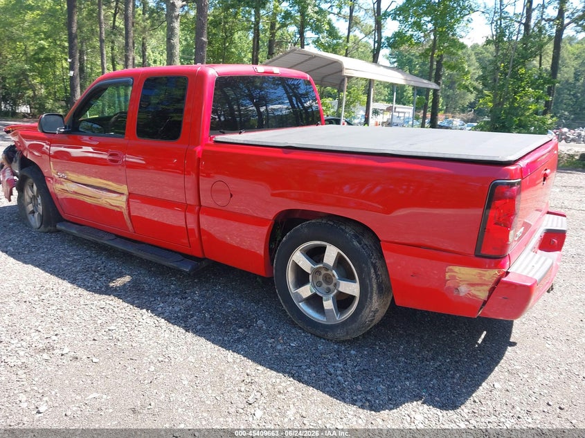 2004 Chevrolet Silverado 1500 VIN 2GCEK19N641189817 IAAI salvage auction — LEFT FRONT, Salvage (Virginia), sold $2,050 on 2026-07-10 (photo 3)