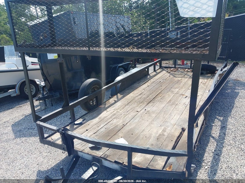 2014 Big tex trailer co inc Unknown VIN 16VNX162XE3068719 IAAI salvage auction — SIDE, Bos Undocumented Trailer (South Carolina), sold $100 on 2026-08-26 (photo 7)