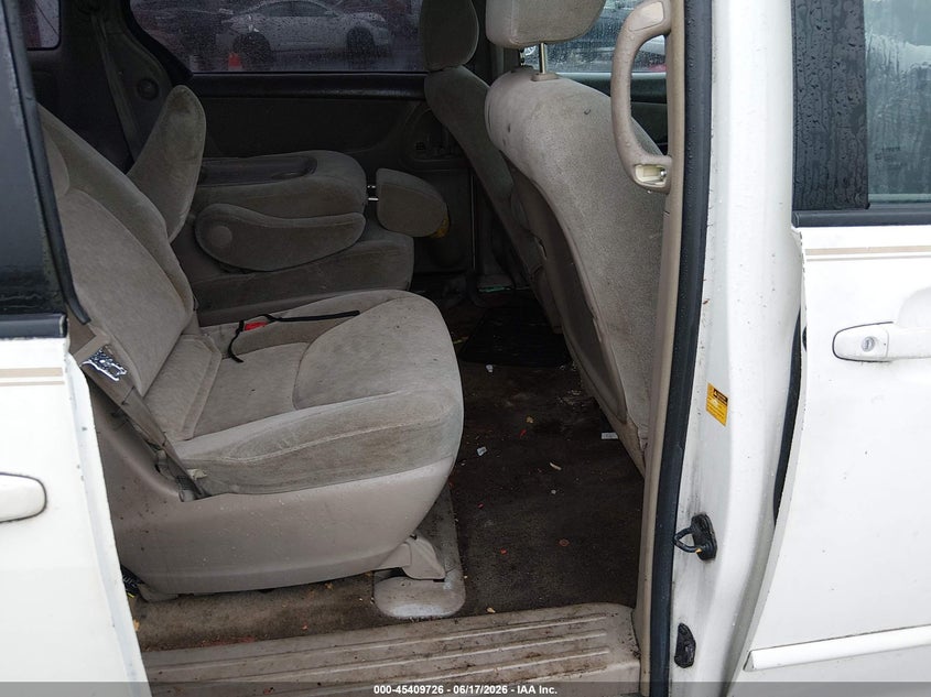 2005 Toyota Sienna VIN 5TDZA23C25S373194 IAAI salvage auction — NORMAL WEAR, Clear (North Carolina), sold $525 on 2026-07-29 (photo 8)