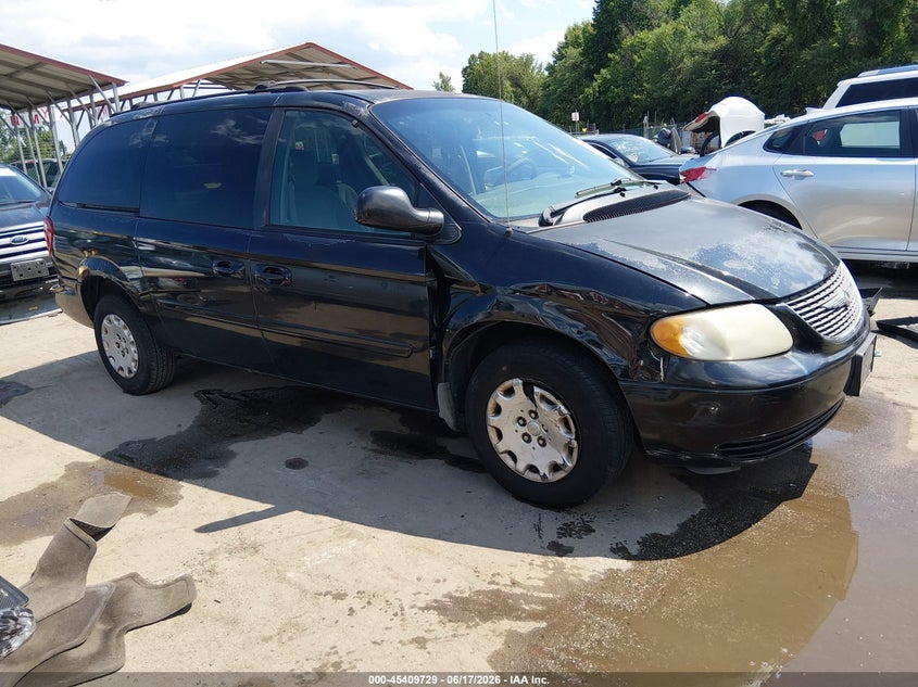 2004 Chrysler Town & country VIN 2C4GP44R24R582737 IAAI salvage auction — RIGHT SIDE, Salvage - Greater Than 75% (Maryland), sold $275 on 2026-07-09 (photo 1)