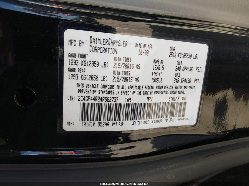 2004 Chrysler Town & country VIN 2C4GP44R24R582737 IAAI salvage auction — RIGHT SIDE, Salvage - Greater Than 75% (Maryland), sold $275 on 2026-07-09 (photo 9)