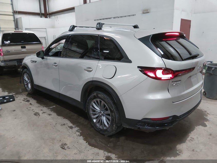 2025 Mazda Cx-90 VIN JM3KKBHD6S1212993 IAAI salvage auction — FRONT END, Salvage Title, sold $8,050 on 2026-08-21 (photo 3)