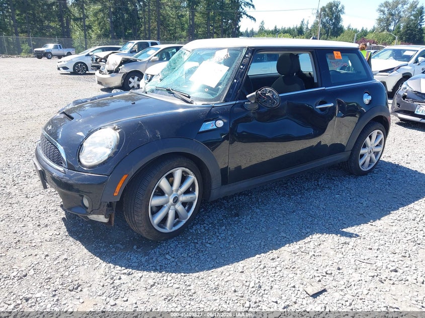 2009 Mini Cooper VIN WMWMF73599TW86077 IAAI salvage auction — ROLLOVER, Bill Of Sale (Washington), sold $175 on 2026-07-15 (photo 2)