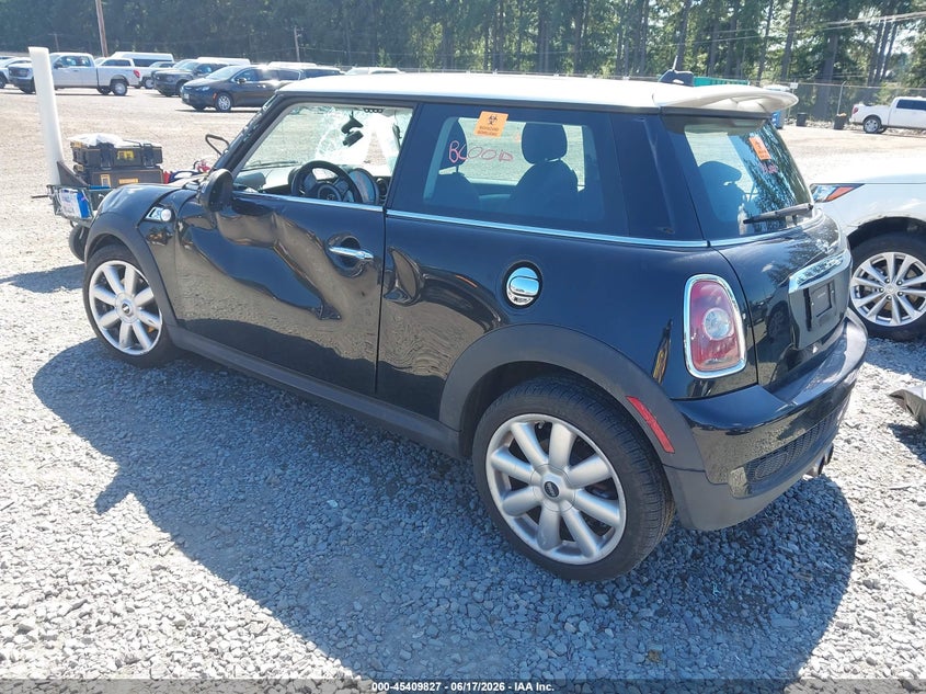 2009 Mini Cooper VIN WMWMF73599TW86077 IAAI salvage auction — ROLLOVER, Bill Of Sale (Washington), sold $175 on 2026-07-15 (photo 3)