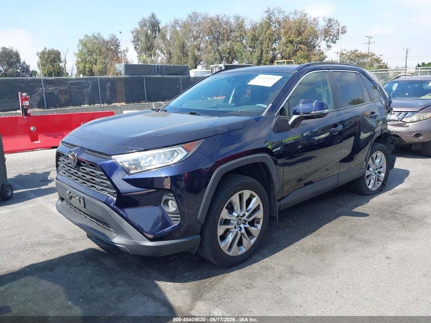 2019 Toyota Rav 4 VIN JTMC1RFV1KD027530 IAAI salvage auction — LEFT REAR, Salvage (California), sold $8,300 on 2026-07-09 (photo 2)
