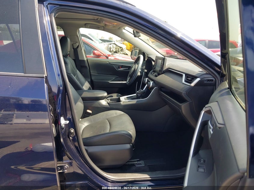 2019 Toyota Rav 4 VIN JTMC1RFV1KD027530 IAAI salvage auction — LEFT REAR, Salvage (California), sold $8,300 on 2026-07-09 (photo 5)