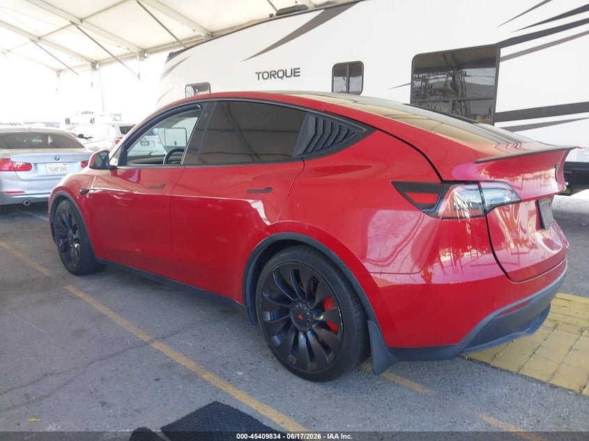 2022 Tesla Model y VIN 7SAYGDEF7NF340552 IAAI salvage auction — REAR END, Wait Title, sold $11,950 on 2026-09-03 (photo 3)