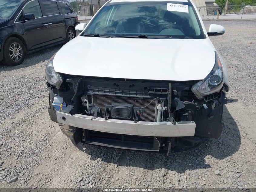2019 Kia Niro VIN KNDCC3LC0K5342324 IAAI salvage auction — FRONT & REAR, Salvage (Idaho), sold $3,900 on 2026-07-10 (photo 6)
