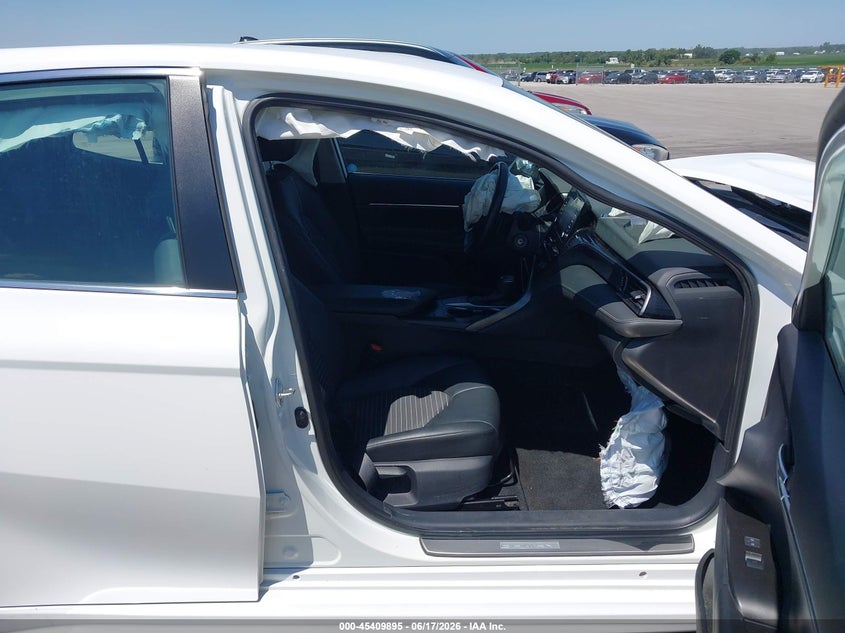 2024 Toyota Camry VIN 4T1G11AK7RU258504 IAAI salvage auction — LEFT FRONT, Salvage Title, sold $7,000 on 2026-08-06 (photo 5)