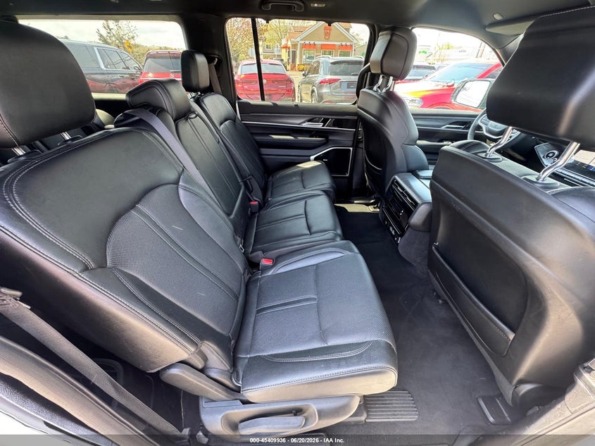 2023 Jeep Wagoneer VIN 1C4SJSBP9PS557564 IAAI salvage auction — UNKNOWN, Clear (Pennsylvania), sold $9,550 on 2026-07-19 (photo 6)