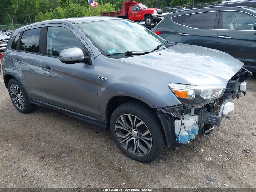 2017 Mitsubishi Outlander VIN JA4AR3AU8HZ041975 IAAI salvage auction — FRONT END, Salvage (Massachusetts), sold $1,400 on 2026-08-01 (photo 1)