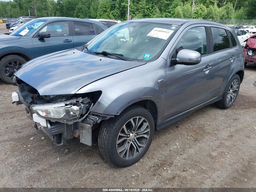2017 Mitsubishi Outlander VIN JA4AR3AU8HZ041975 IAAI salvage auction — FRONT END, Salvage (Massachusetts), sold $1,400 on 2026-08-01 (photo 2)