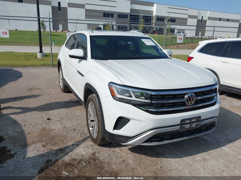 2021 Volkswagen Atlas cross sport VIN 1V2JE2CA7MC223953 — IAAI salvage auction photo