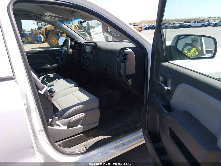 2017 Chevrolet Silverado 1500 VIN 1GCVKNEC0HZ305599 IAAI salvage auction — NORMAL WEAR, Sf97 (California), sold $15,475 on 2026-07-30 (photo 5)