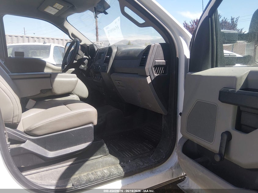 2017 Ford F-250 VIN 1FDBF2B68HEE28977 IAAI salvage auction — NORMAL WEAR, Sf97 (Nevada), sold $21,750 on 2026-07-30 (photo 5)