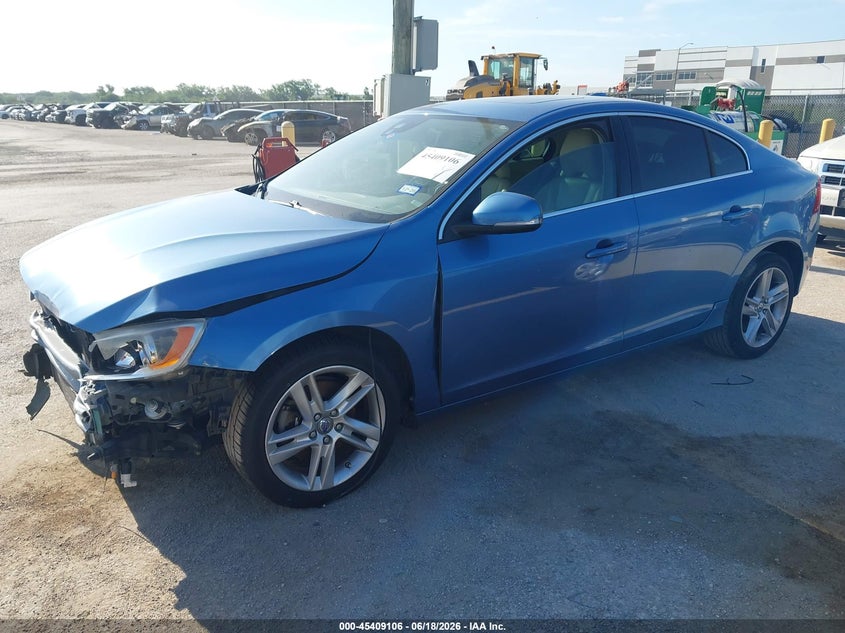 2015 Volvo S60 VIN YV140MFK8F1351916 IAAI salvage auction — NORMAL WEAR, Original (Texas), sold $875 on 2026-07-28 (photo 2)
