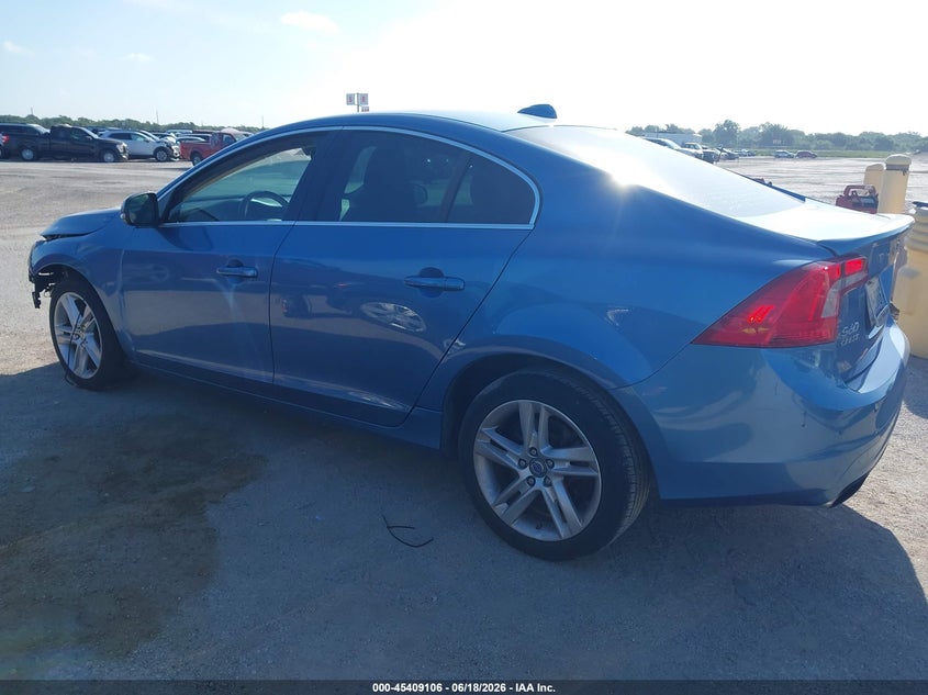 2015 Volvo S60 VIN YV140MFK8F1351916 IAAI salvage auction — NORMAL WEAR, Original (Texas), sold $875 on 2026-07-28 (photo 3)
