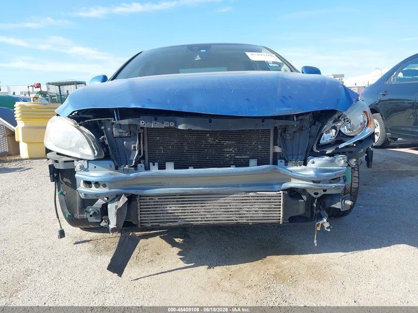 2015 Volvo S60 VIN YV140MFK8F1351916 IAAI salvage auction — NORMAL WEAR, Original (Texas), sold $875 on 2026-07-28 (photo 6)
