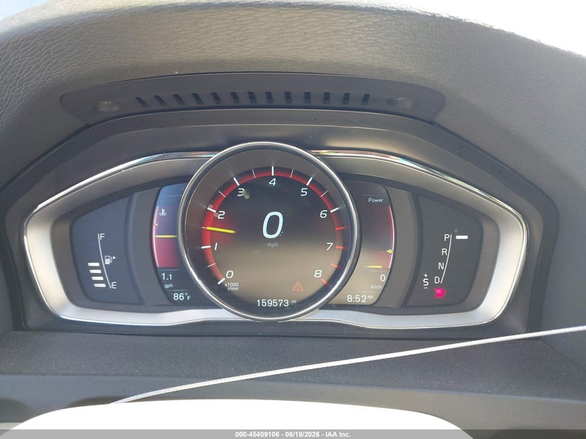 2015 Volvo S60 VIN YV140MFK8F1351916 IAAI salvage auction — NORMAL WEAR, Original (Texas), sold $875 on 2026-07-28 (photo 7)