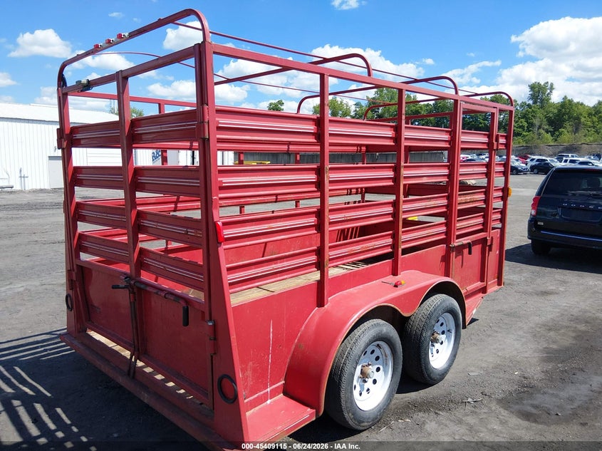 2006 Carry on 12' trailer VIN 4YMLT1229BV030500 IAAI salvage auction — REAR END, Salvage (Pennsylvania), sold $700 on 2026-07-07 (photo 4)