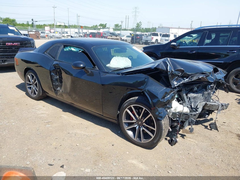 2020 Dodge Challenger VIN 2C3CDZBT5LH135296 IAAI salvage auction — FRONT END, Salvage Title, sold $2,150 on 2026-08-03 (photo 1)