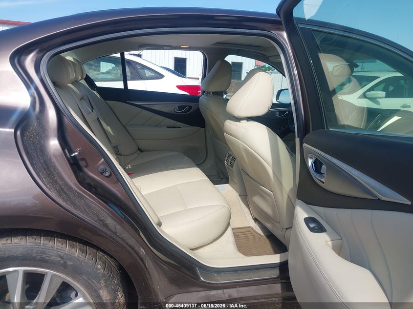 2015 Infiniti Q50 VIN JN1BV7AR6FM397153 IAAI salvage auction — NORMAL WEAR, Clear (Missouri), sold $525 on 2026-07-28 (photo 8)