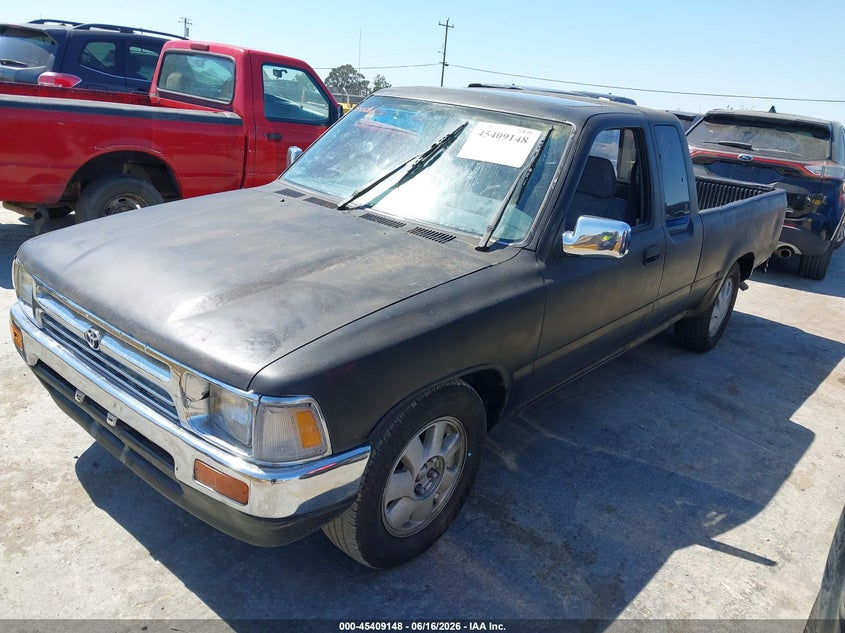 1993 Toyota Pickup VIN JT4VN93G6P5038625 IAAI salvage auction — NORMAL WEAR, Clear - Dealer Only (California), sold $1,550 on 2026-07-09 (photo 2)
