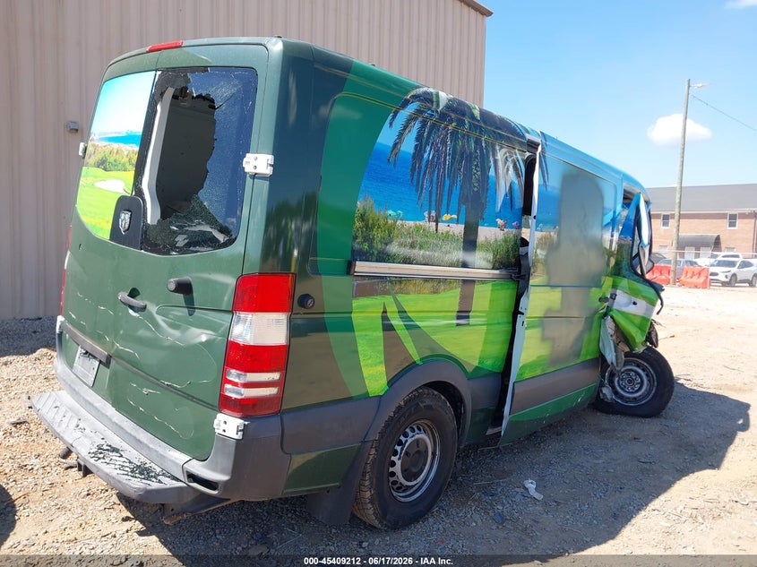 2008 Dodge Sprinter VIN WD0PE745185287062 IAAI salvage auction — SIDE, Salvage (North Carolina), sold $800 on 2026-07-20 (photo 4)
