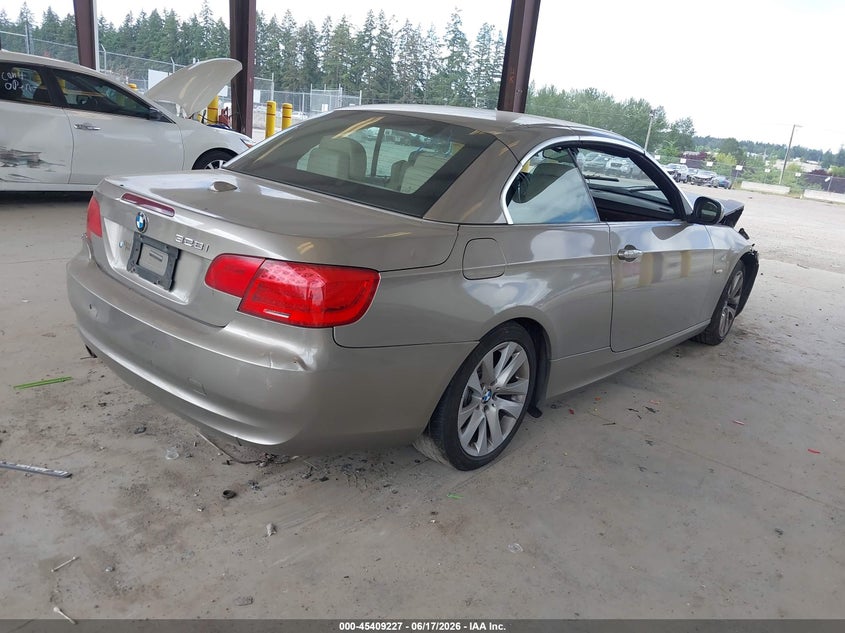 2011 BMW 3er VIN WBADW3C52BE538954 IAAI salvage auction — FRONT END, Bill Of Sale (Washington), sold $425 on 2026-07-15 (photo 4)