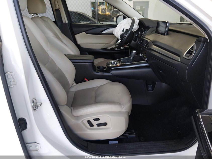 2019 Mazda Cx-9 VIN JM3TCACY6K0320252 IAAI salvage auction — FRONT & REAR, Salvage Title, sold $2,800 on 2026-07-22 (photo 5)