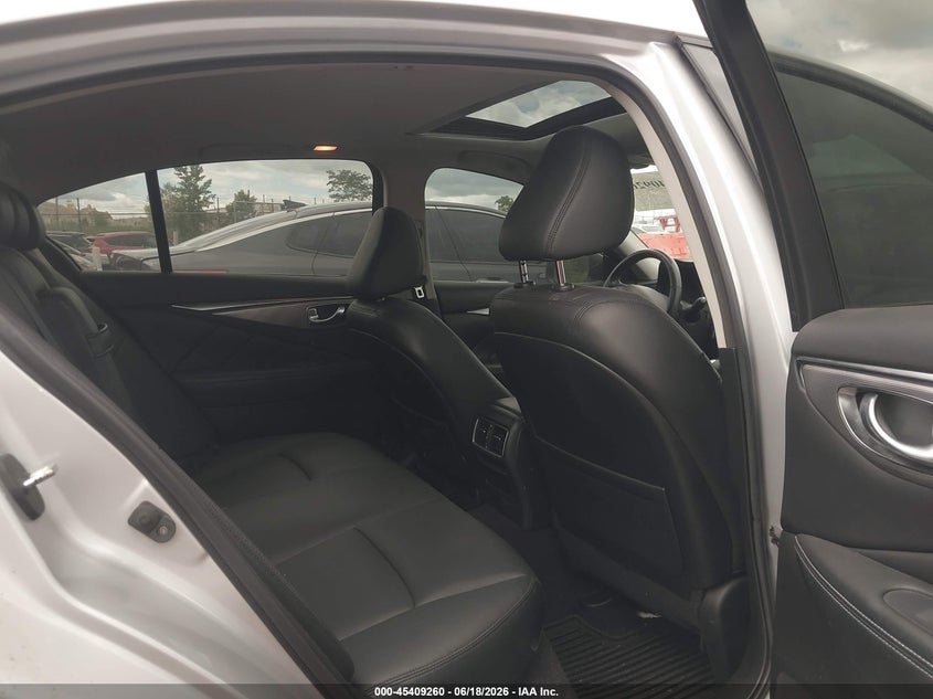 2016 Infiniti Q50 VIN JN1EV7AR9GM342534 IAAI salvage auction — NORMAL WEAR, Clear (Illinois), sold $1,275 on 2026-07-29 (photo 8)