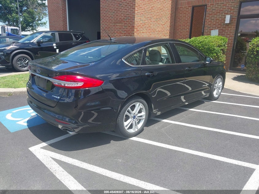 2018 Ford Fusion VIN 3FA6P0UU9JR261637 IAAI salvage auction — NORMAL WEAR, SF97 (Virginia), sold $12,400 on 2026-07-22 (photo 4)