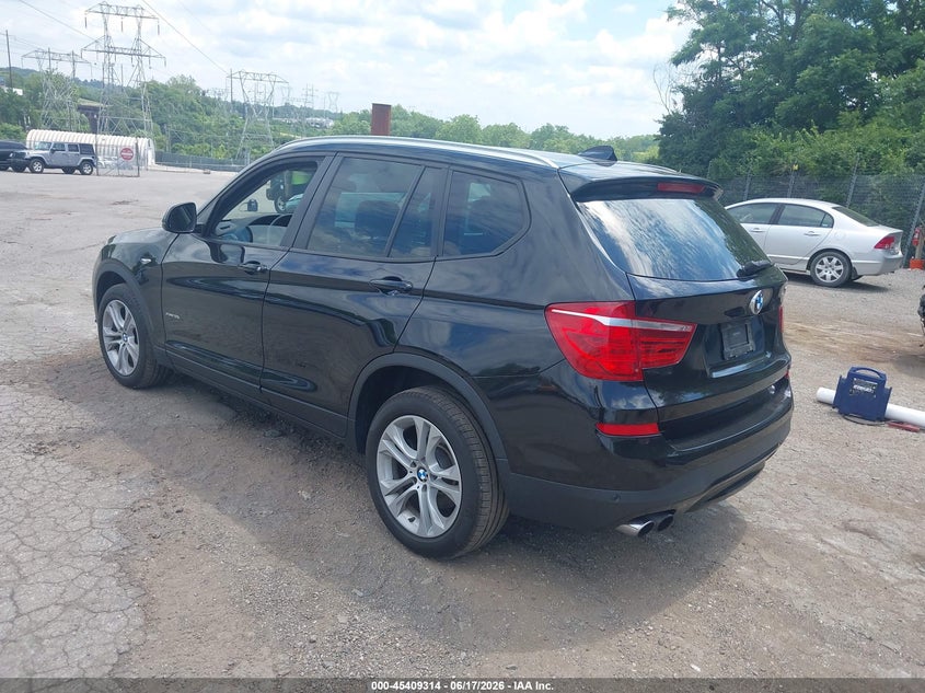 2015 BMW X3 VIN 5UXWX7C57F0K35587 IAAI salvage auction — RIGHT FRONT, Salvage Title, sold $3,750 on 2026-07-21 (photo 3)