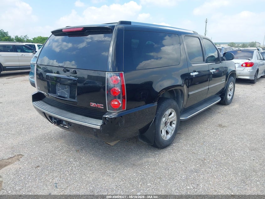 2011 Gmc Yukon xl VIN 1GKS2MEF8BR135401 IAAI salvage auction — RIGHT REAR, Original (Texas), sold $1,050 on 2026-07-08 (photo 4)