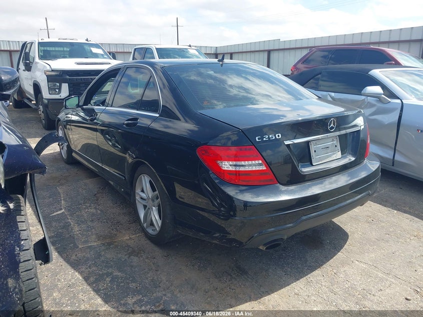 2013 Mercedes-benz C class VIN WDDGF4HB4DA801515 IAAI salvage auction — NORMAL WEAR, Original (Texas), sold $900 on 2026-07-14 (photo 3)