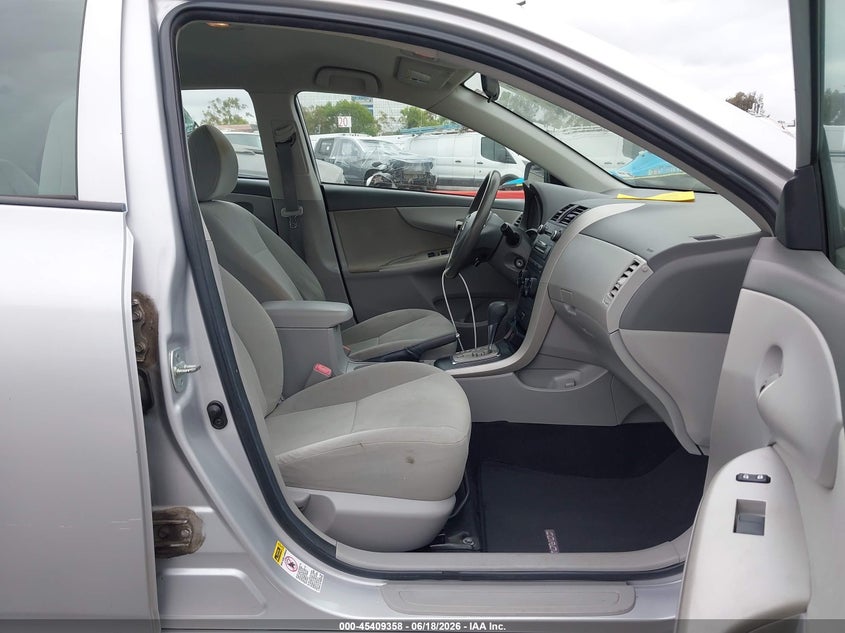 2010 Toyota Corolla VIN 1NXBU4EE5AZ302592 IAAI salvage auction — UNKNOWN, Salvage (Hawaii), sold $2,400 on 2026-07-09 (photo 5)