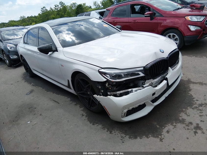 2018 BMW 7er VIN WBA7F0C52JGM23835 — IAAI salvage auction photo