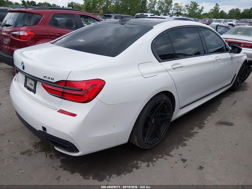 2018 BMW 7er VIN WBA7F0C52JGM23835 IAAI salvage auction — FRONT END, Salvage Title, sold $8,600 on 2026-08-18 (photo 4)