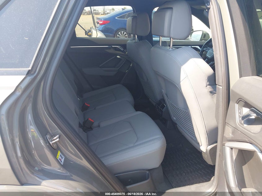 2021 Audi Q3 VIN WA1EECF3XM1011026 IAAI salvage auction — UNKNOWN, Salvage Title, sold $4,450 on 2026-07-29 (photo 8)