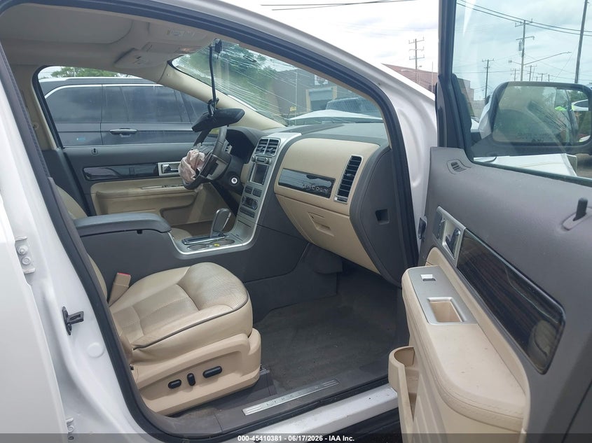 2010 Lincoln Mkx VIN 2LMDJ8JC4ABJ10894 IAAI salvage auction — FRONT END, Clear (Michigan), sold $400 on 2026-07-09 (photo 5)