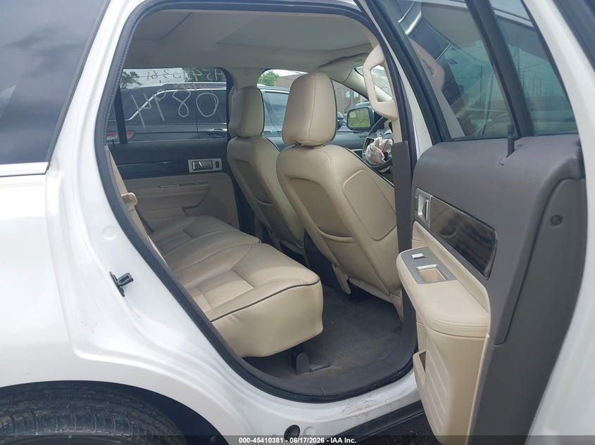 2010 Lincoln Mkx VIN 2LMDJ8JC4ABJ10894 IAAI salvage auction — FRONT END, Clear (Michigan), sold $400 on 2026-07-09 (photo 8)