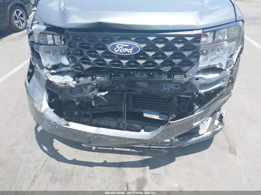 2025 Ford Maverick VIN 3FTTW8H38SRB55083 IAAI salvage auction — FRONT END, Salvage Title, sold $7,300 on 2026-07-30 (photo 6)