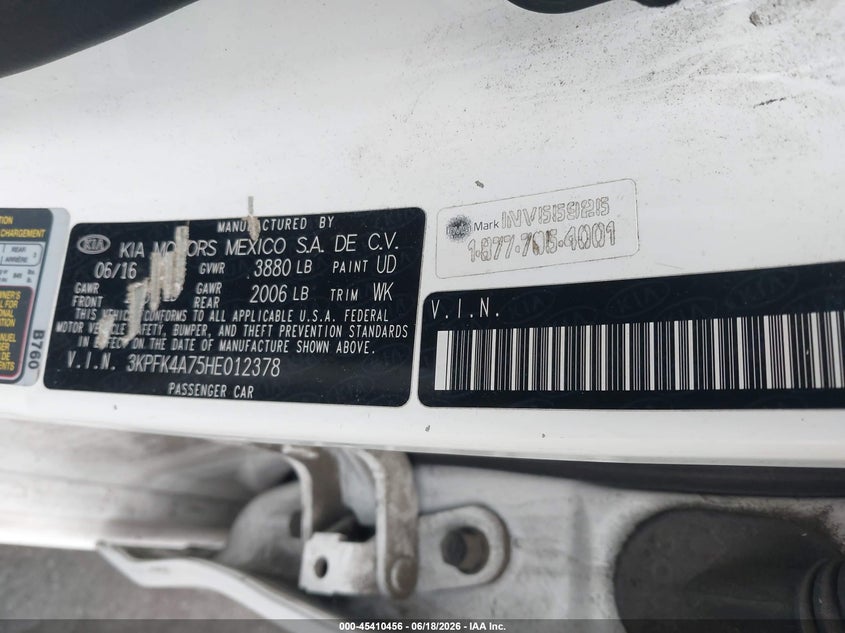 2017 Kia Forte VIN 3KPFK4A75HE012378 IAAI salvage auction — REAR END, Salvage Title, sold $1,925 on 2026-07-10 (photo 9)
